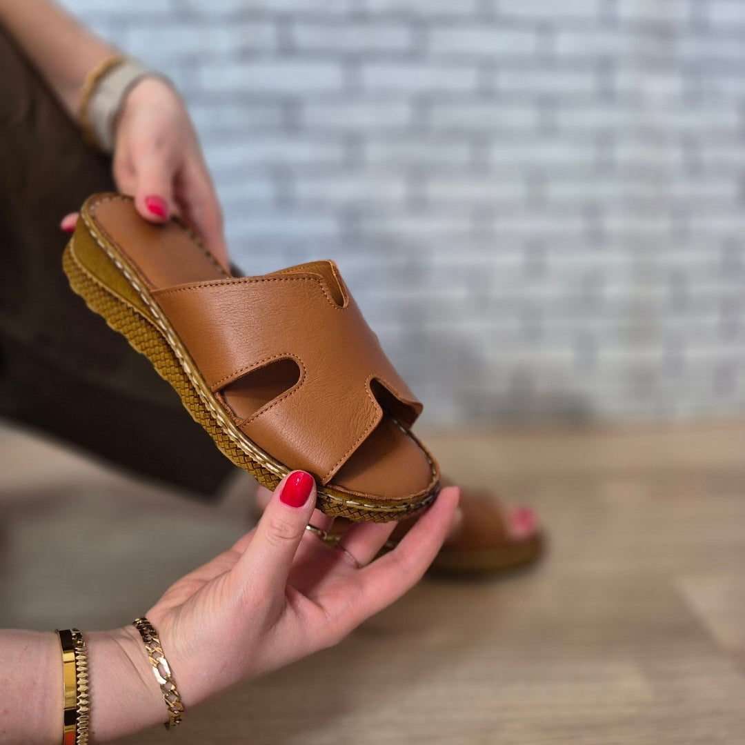 Taba (Hermes Model) Ortopedik Tabanlı kadın Deri Terlik