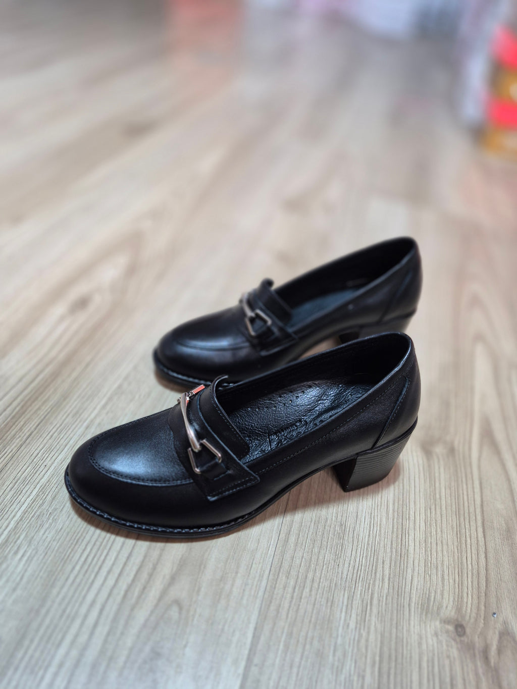 Tokalı topuklu ayakkabı